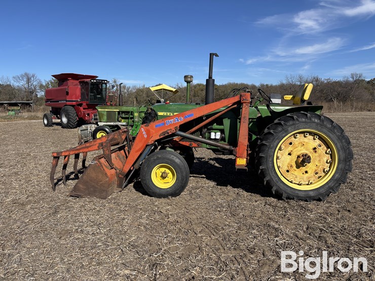 john-deere-3020-image-8