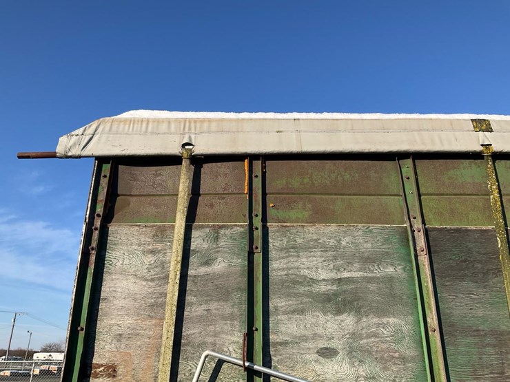 #2300-•-sawdust-trailer-image-17