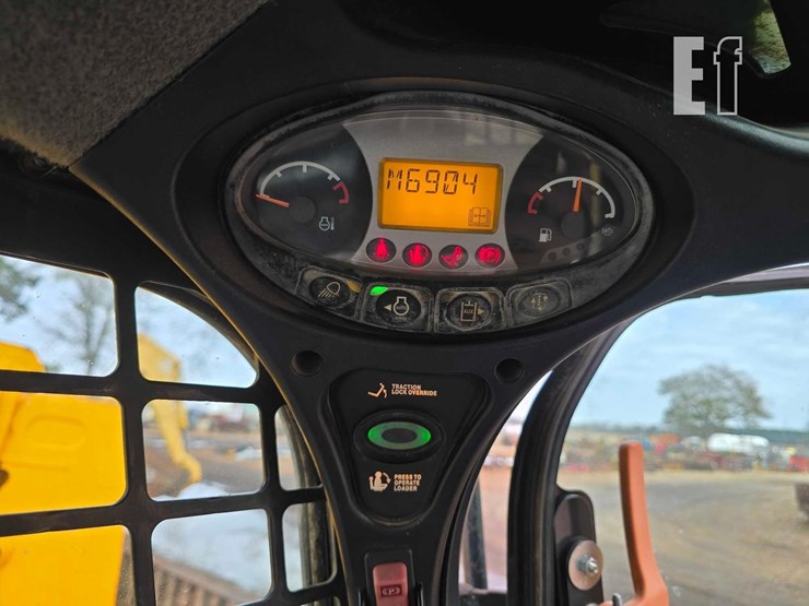 bobcat-t870-image-26