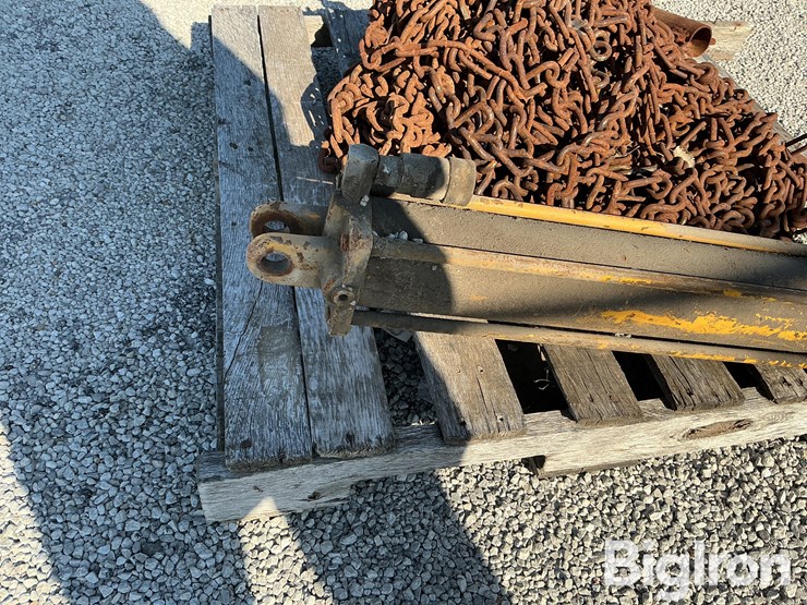 motor-grader-tire-chains-image-10