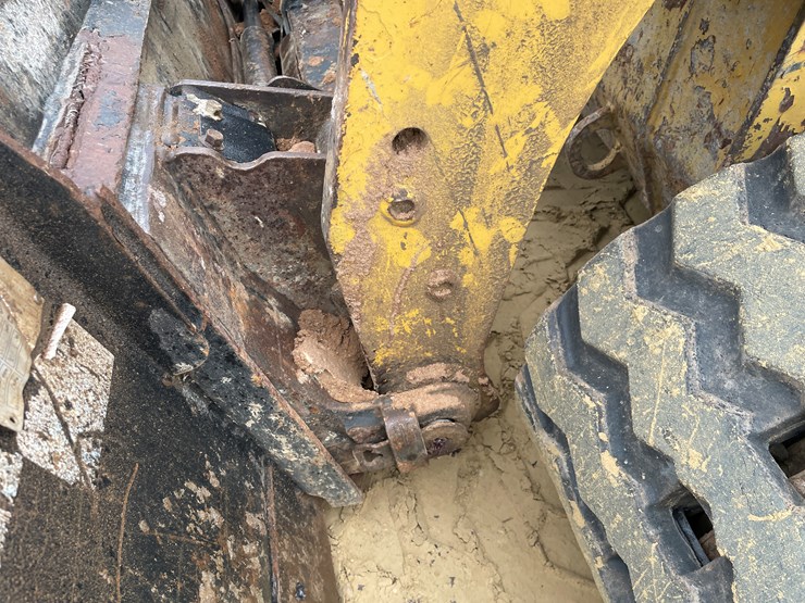 caterpillar-279d-image-27