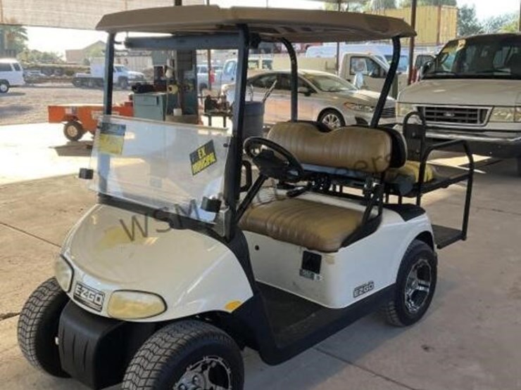 2013-ez-go-freedom-rxv-golf-cart-image-4
