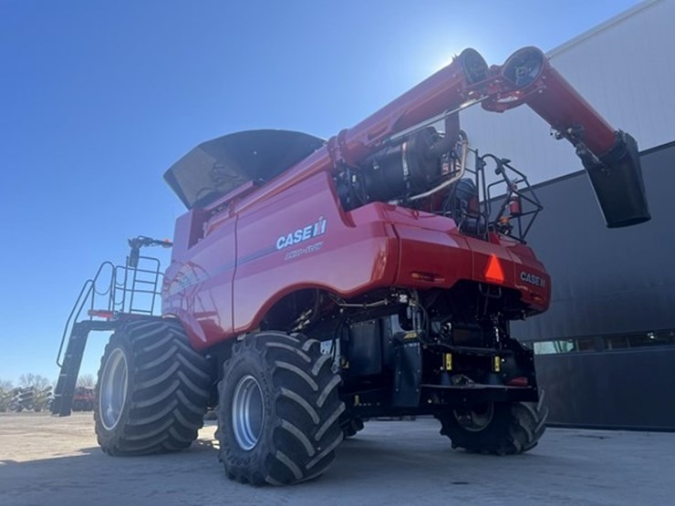 case-ih-8250-image-3