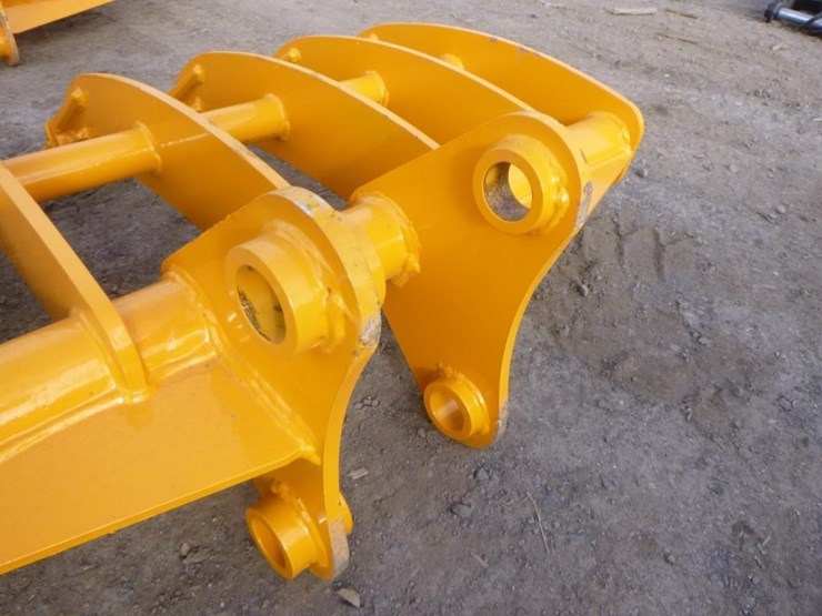 caterpillar-305-image-5