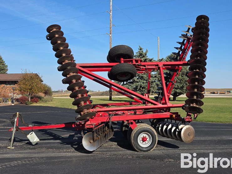 case-ih-3950-image-8