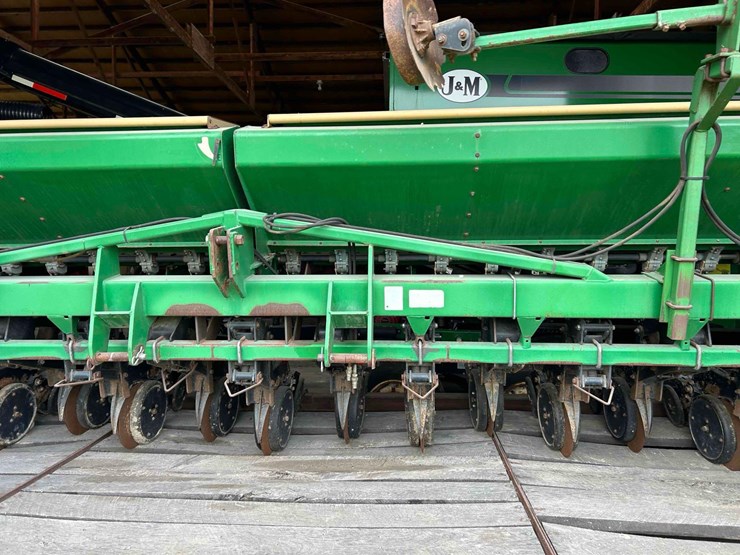 great-plains-solid-stand-2020-image-15