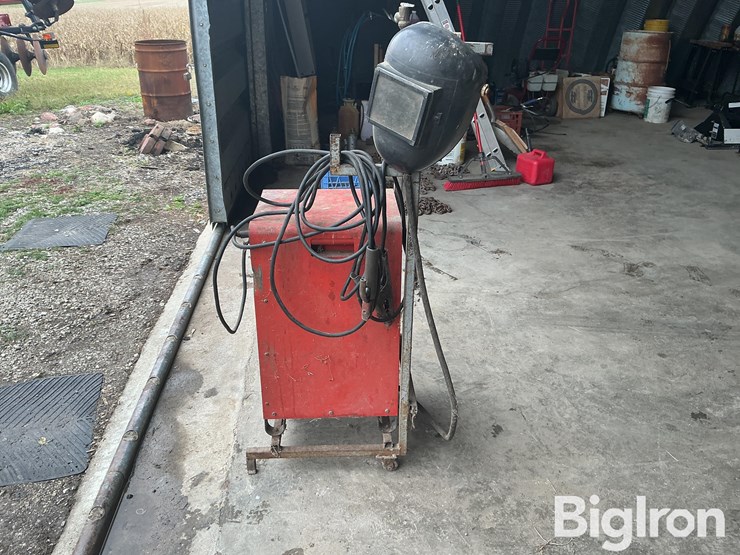 marquette-180-ac-arc-welder-image-8