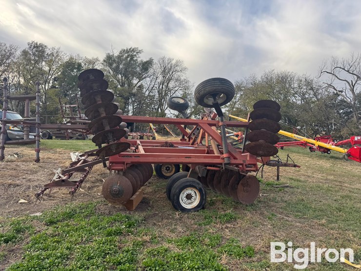 international-490-image-4