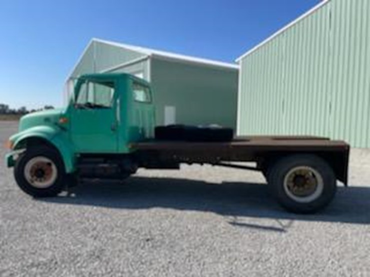 international-4700-image-2