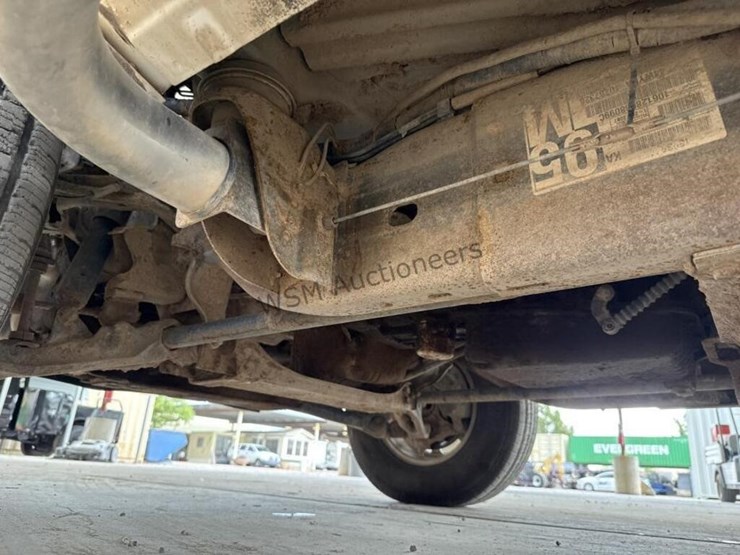 chevrolet-silverado-2500hd-image-30