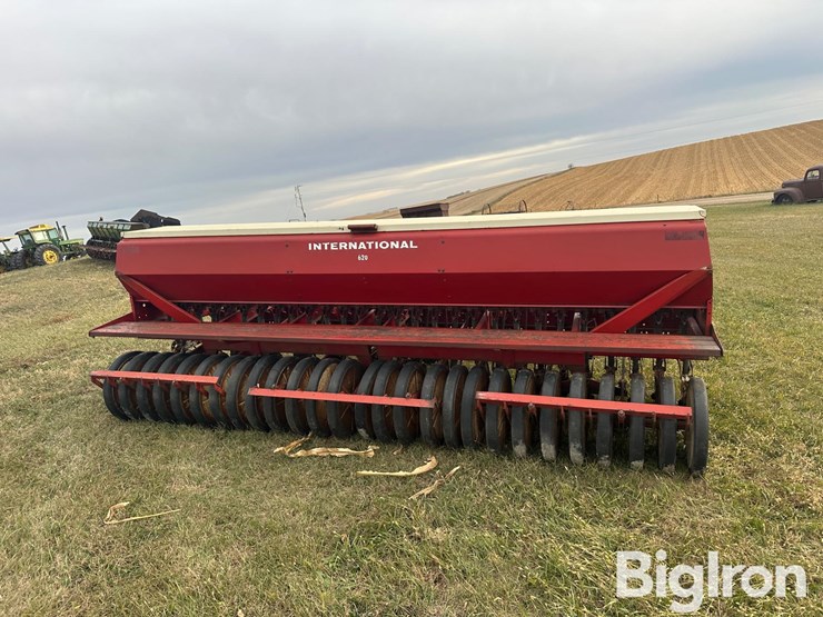 international-620-image-6