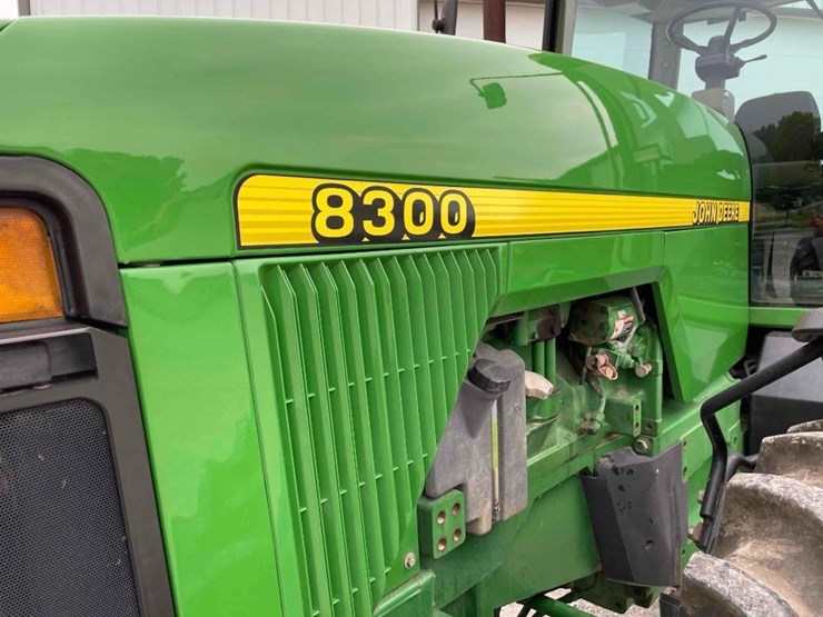 john-deere-8300-image-7