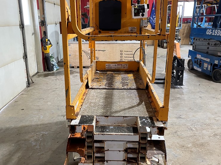 2016-hy-brid-lifts-hb-1430-image-6