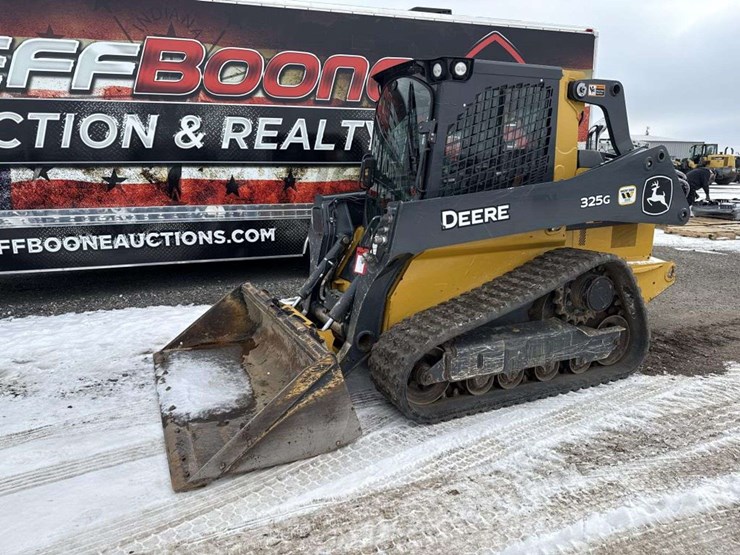 deere-325g-image-1