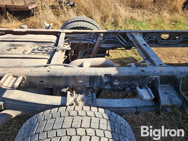 ford-f350-xl-image-17