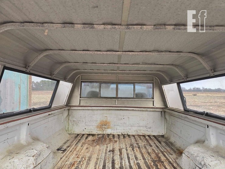 1994-ford-f150-xl-image-11