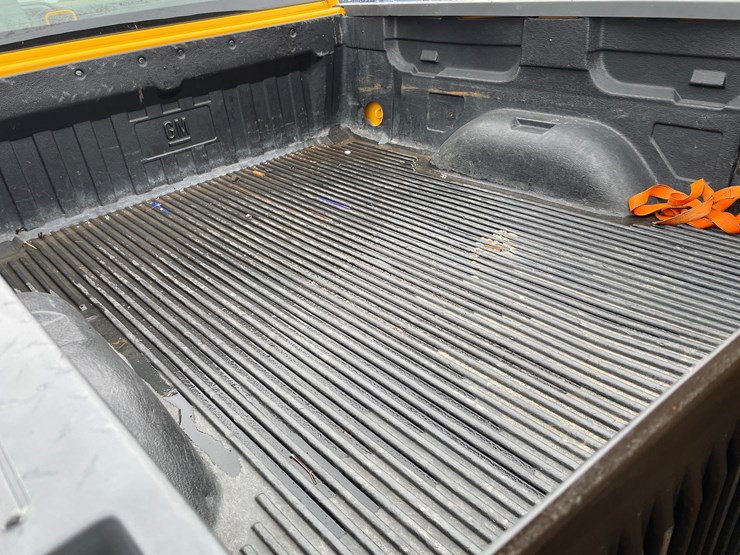 2014-chevrolet-1500-image-17