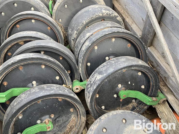 john-deere-26-image-11