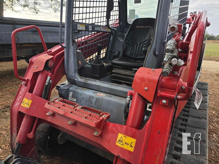 takeuchi-tl12v2-image-8