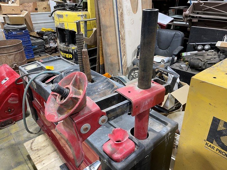 #7901-•-coats-4050a-tire-changer-image-2