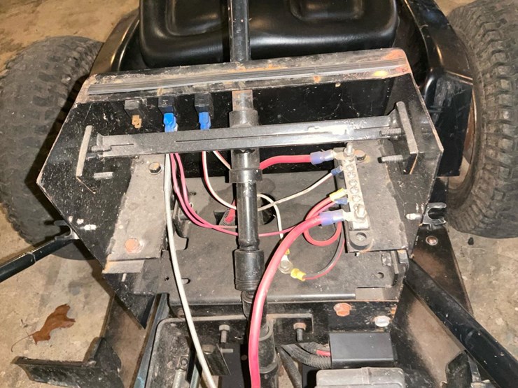 wheelhorse-312-8-image-17