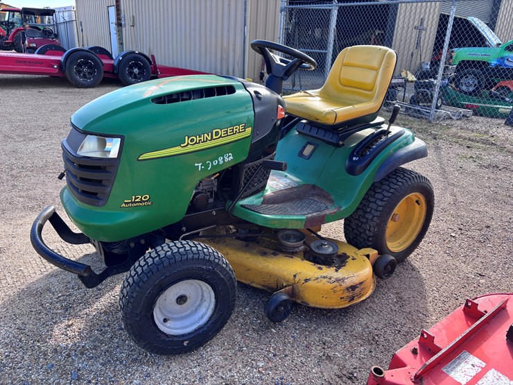 john-deere-l120-image-2