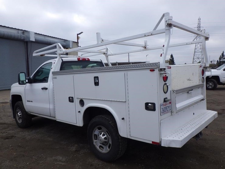 chevrolet-2500hd-image-4