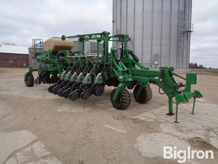 great-plains-yp3025-image-14