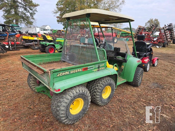 john-deere-gator-image-2