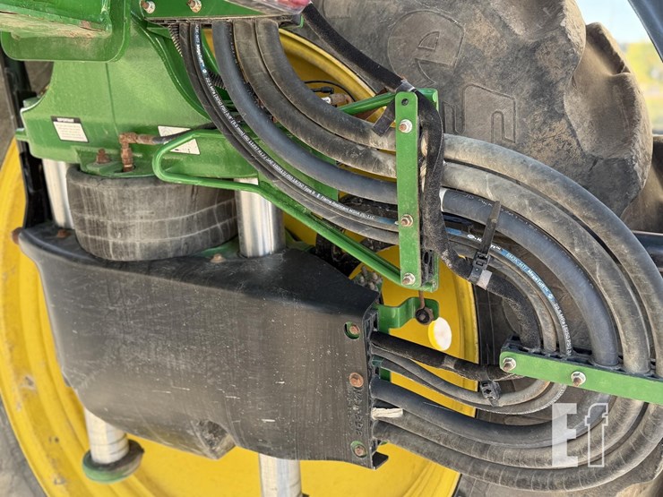 john-deere-r4038-image-13