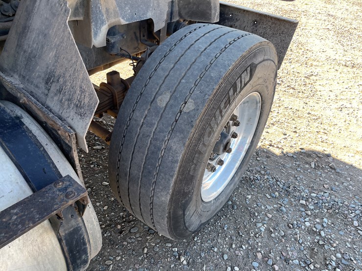 #1110-•-2002-international-5500i-6x4-dump-truck-(has-mn-title)-image-20