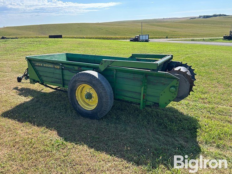 john-deere-40-image-5