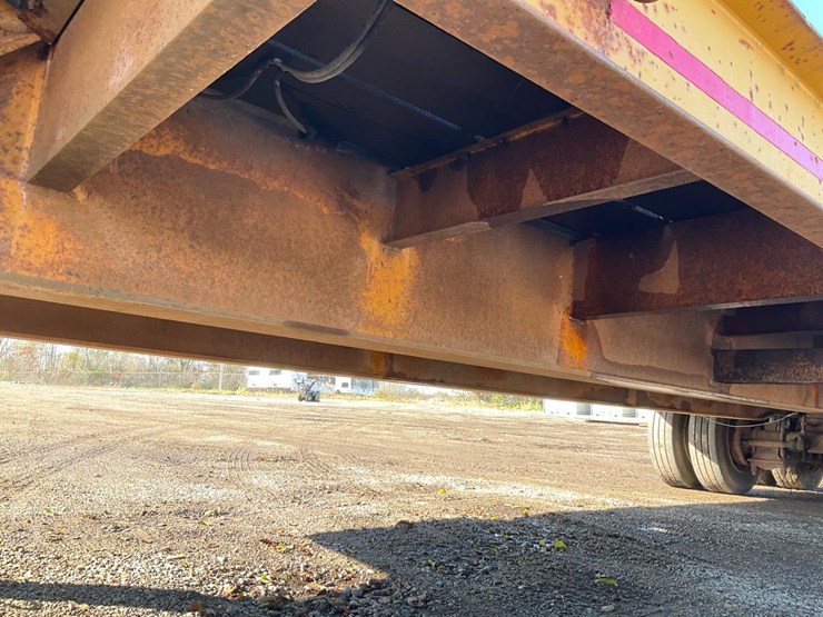 #2100-•-1967-beaver-flatbed-semi-trailer-image-19