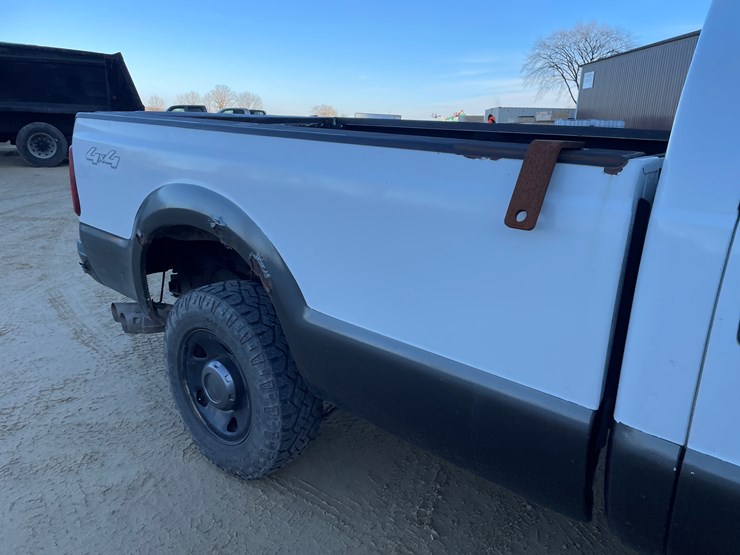 ford-f250-xl-image-14