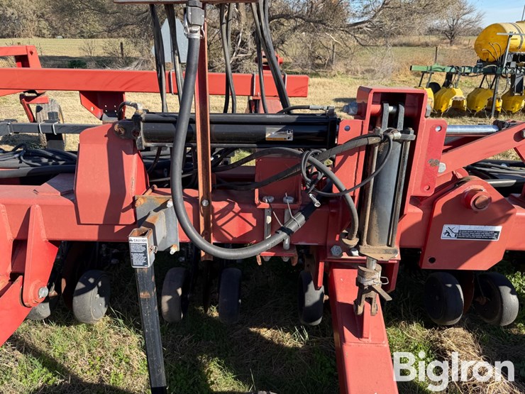 redball-2000-image-18