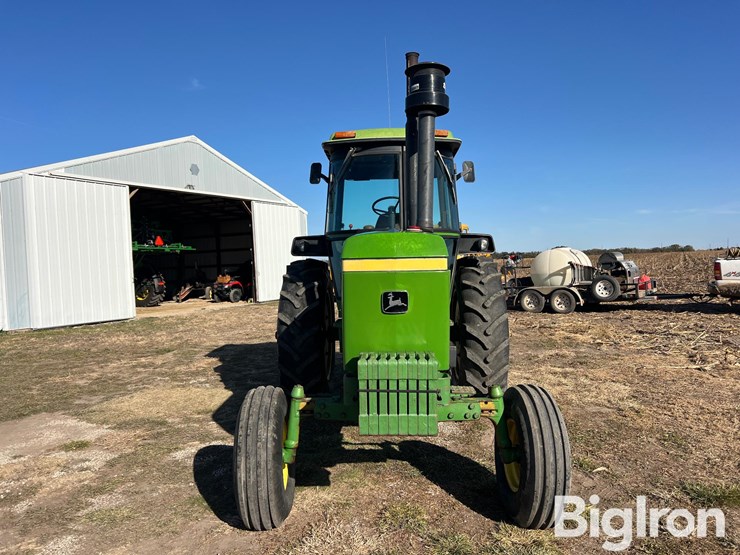 john-deere-4430-image-2