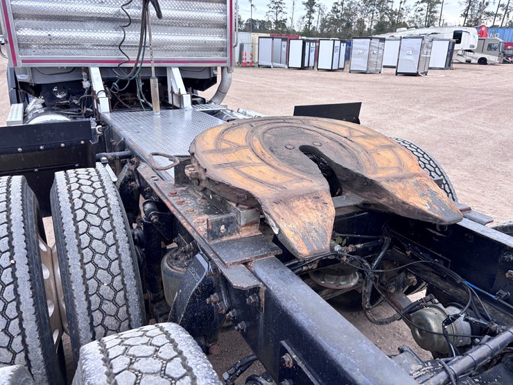 western-star-4700-image-5