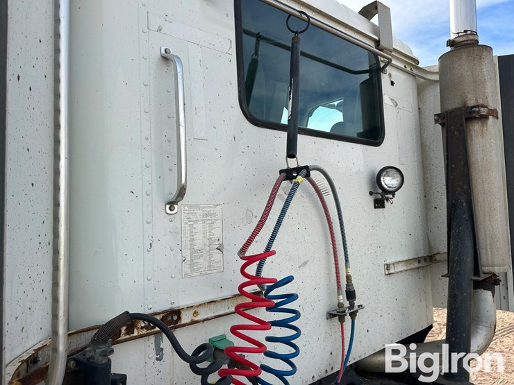 2003-international-9400-image-10