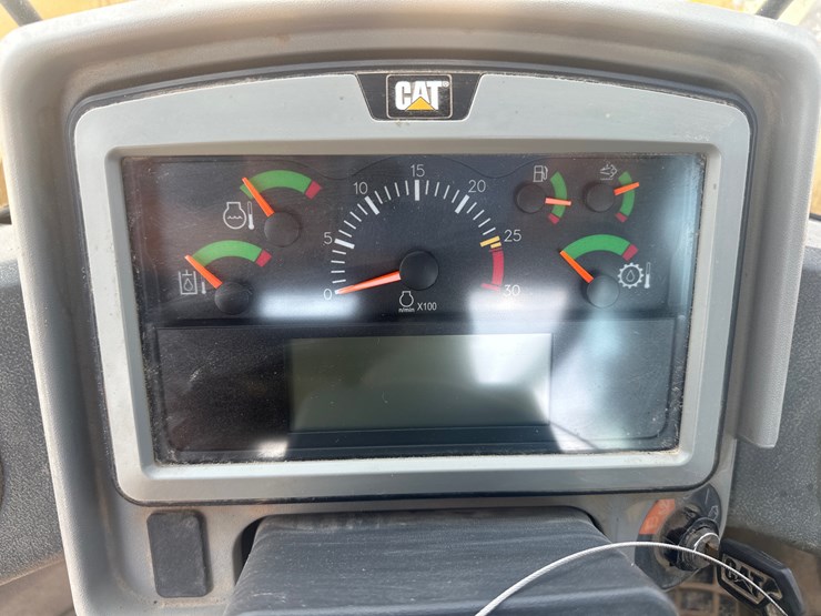 2016-caterpillar-950m-image-23
