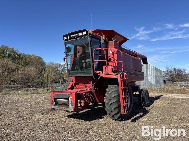 case-ih-1660-image-1