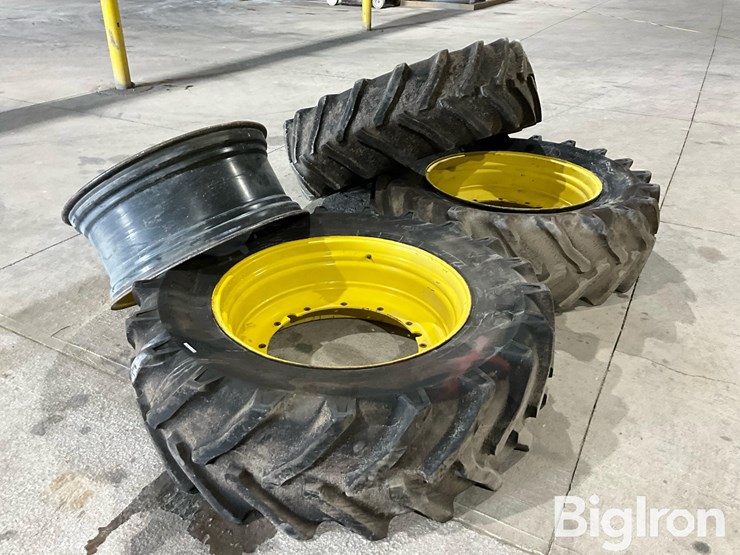 john-deere-4940-image-3