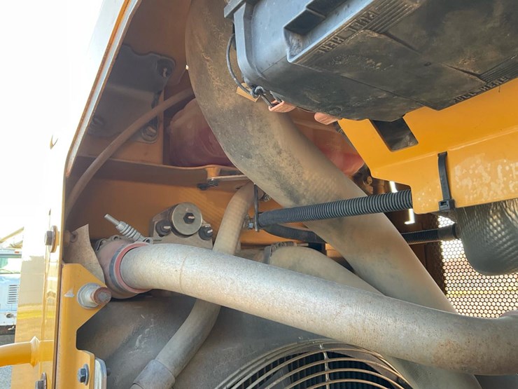 caterpillar-d3k2-lgp-image-58