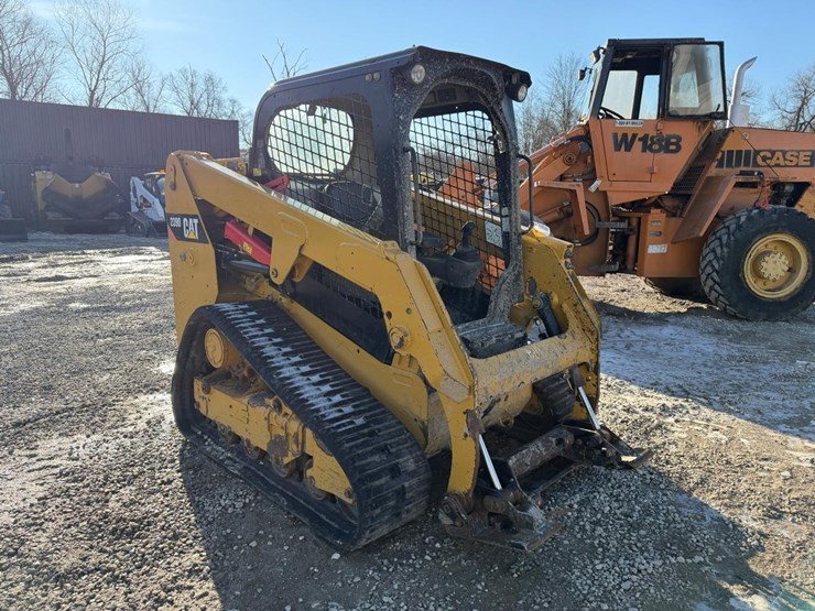 caterpillar-239d-image-7