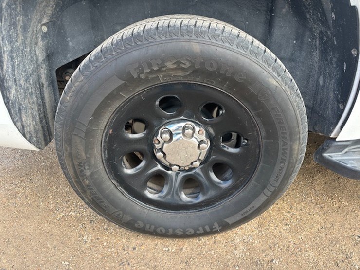 chevrolet-tahoe-image-19