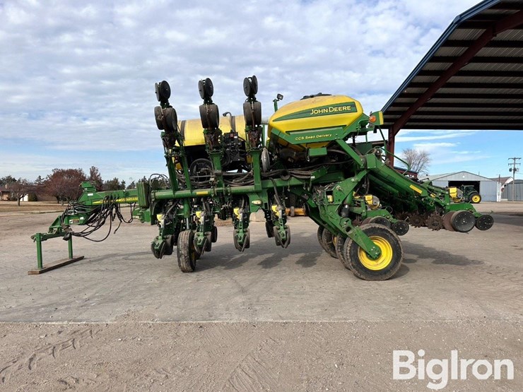 john-deere-1790-ccs-image-8