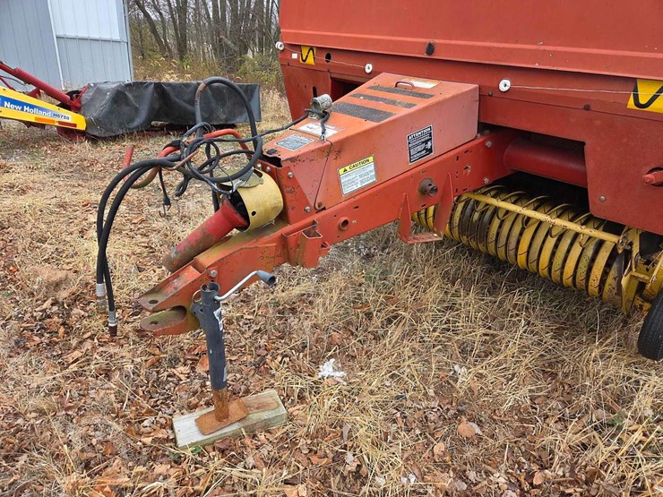 new-holland-664-image-34