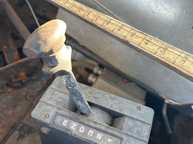 1981-caterpillar-3208-image-57