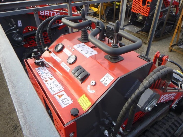 2025-agt-ysrt14-skid-steer-track-loader-image-13