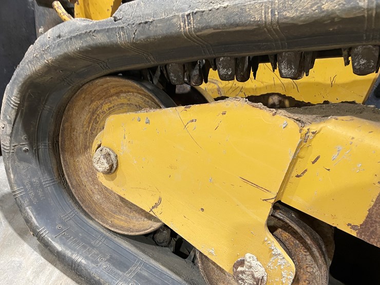 caterpillar-249d-image-23