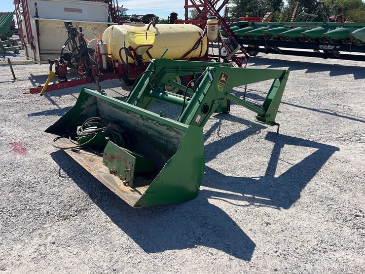 john-deere-720-image-7